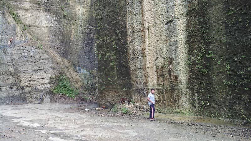 Wisata Geologi Tebing Sesar - Image 1