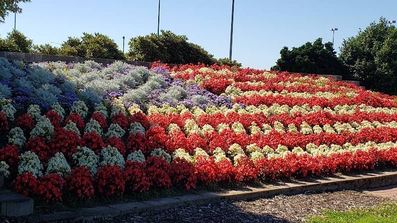 Hawn Creek Gardens - Image 2