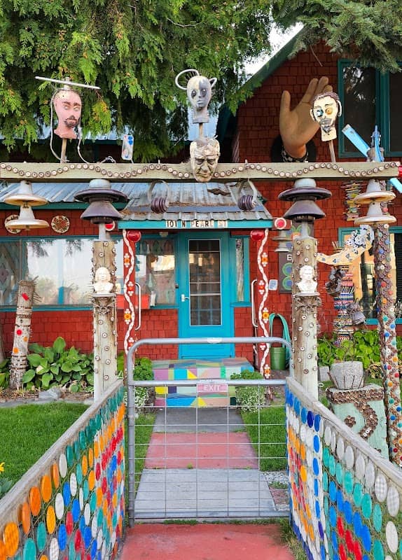 Dick and Jane's Spot - Image 1