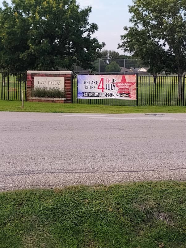 Community Park - Image 2