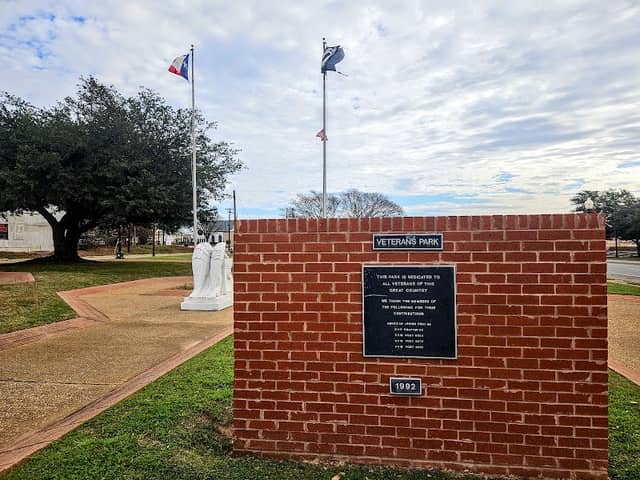 Veterans Memorial Park - Image 1