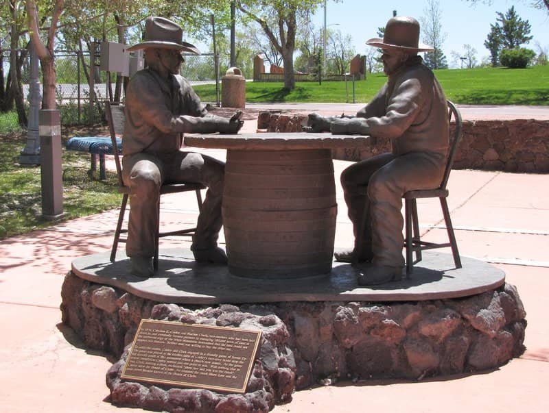 Show Low Card Game Monument - Image 1