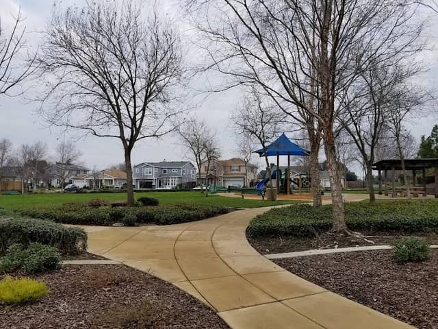 HEARTWOOD PARK - Image 1