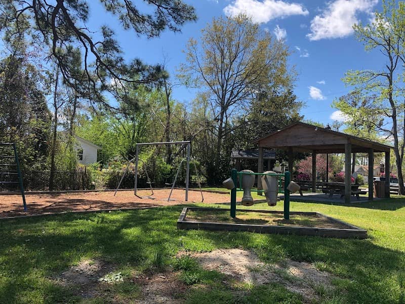 Pineland Park - Image 2