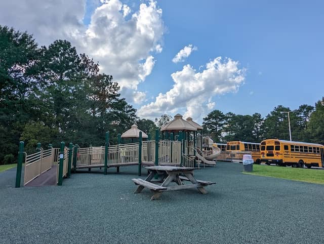 Sertoma Park - Image 1