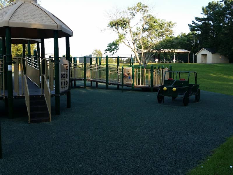 Sertoma Park - Image 2