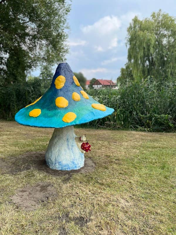 Kunst am Teich - Image 1