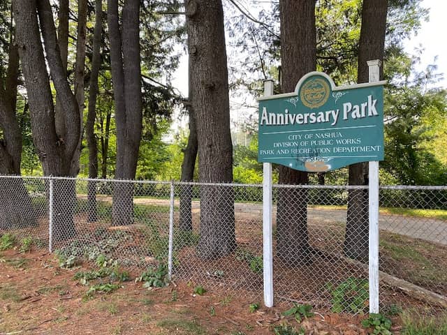 Anniversary Park - Image 1