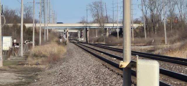 New Haven Railfanning Parking Lot - Image 3