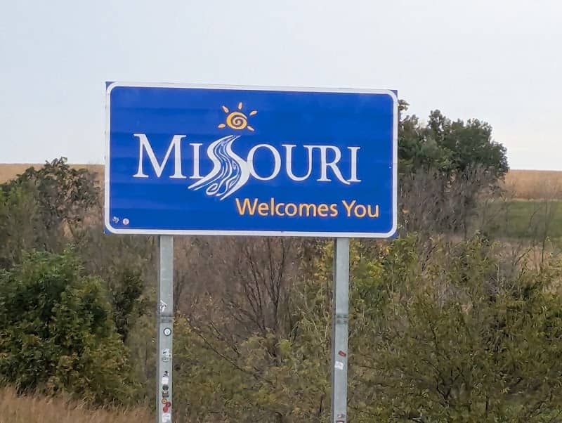 Missouri Welcome Sign - Image 1