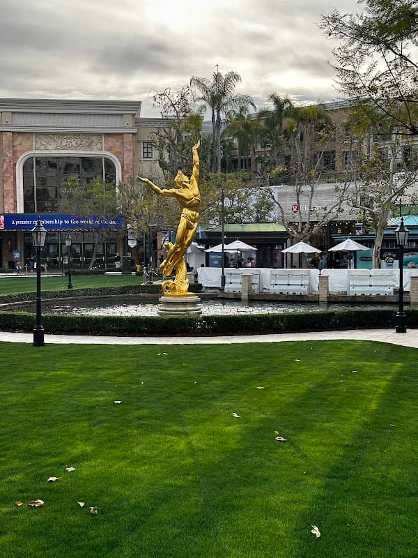 Downtown Glendale - Image 1