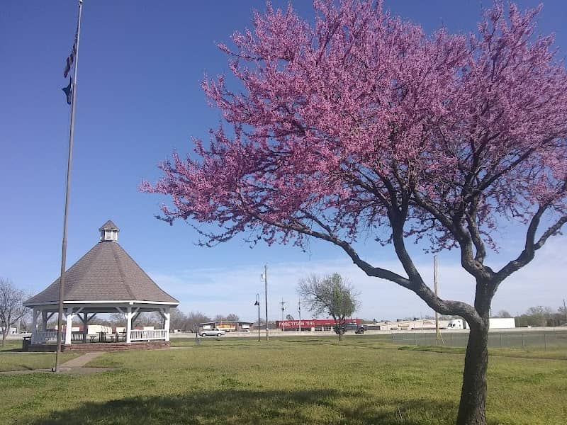 Friendship Park - Image 3
