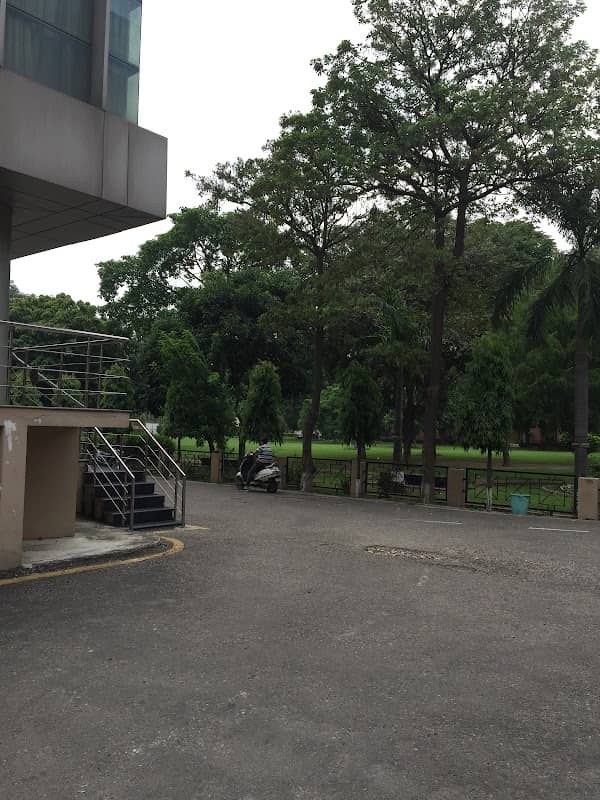 DAVIET CENTRAL PARK - Image 1