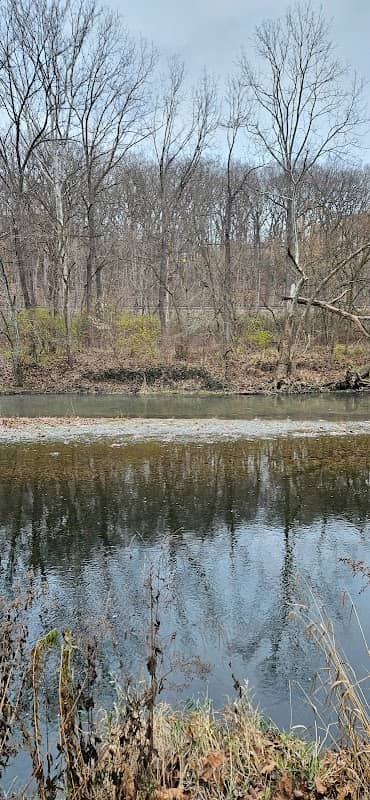 The Brown Family Environmental Center Trail Access - Image 1