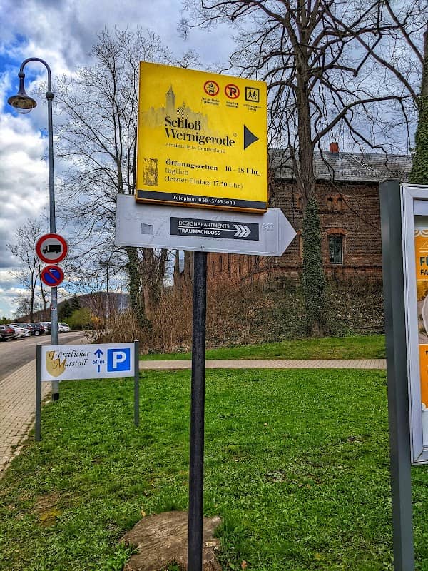 Wegweiser - Schloss Wernigerode - Image 1