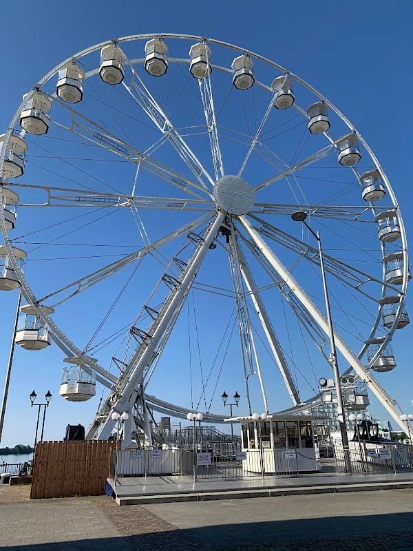 Cardiff Bay - Image 1
