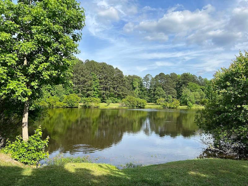 Salem Pond Park - Image 2