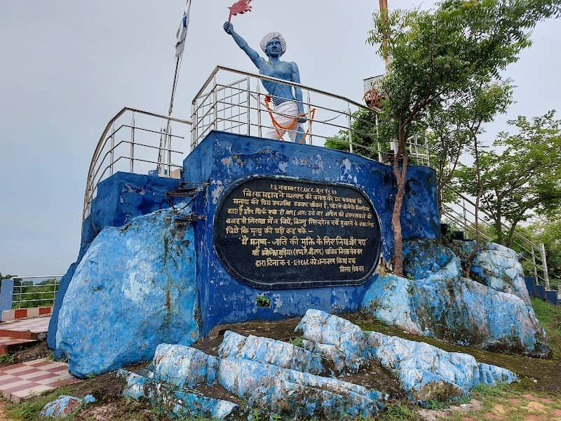 Birsa Munda Statue - Image 1
