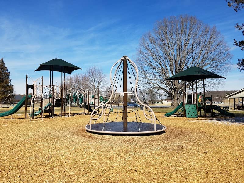 Stonewall Memorial Park - Image 1