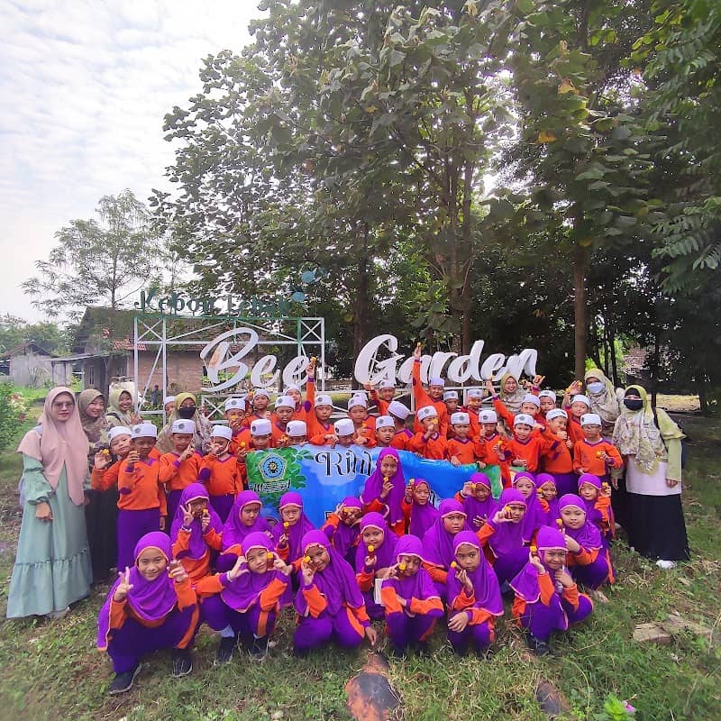 Bee Garden “kebun lebah” - Image 1