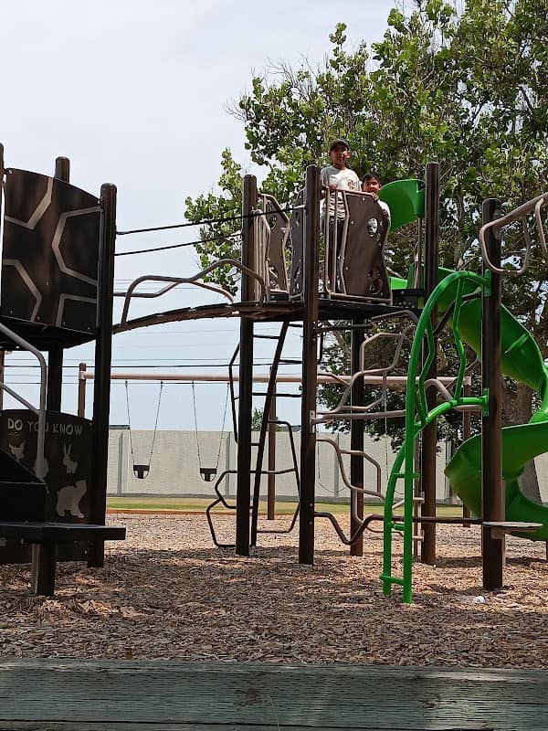 Lakeview Park - Image 1