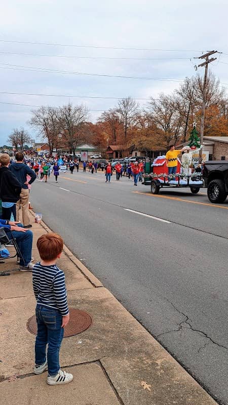 City of Sherwood Christmas Parade - Image 1