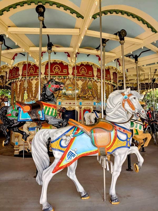 Grand Carousel - Image 1