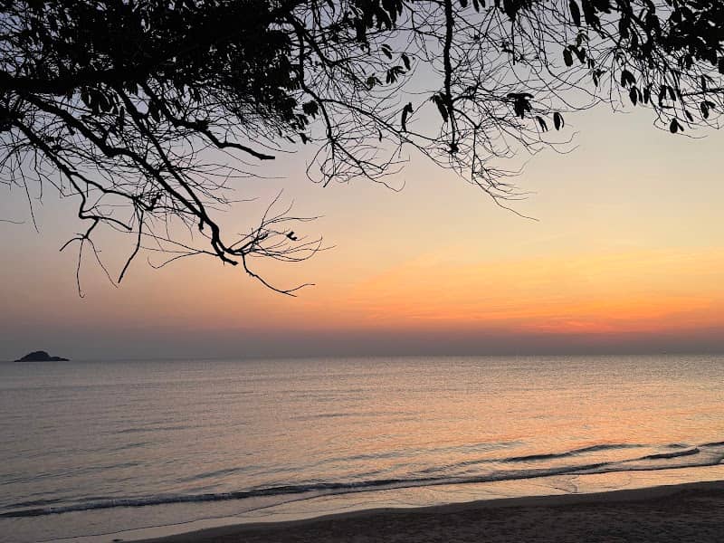 หาดเขาเต่า - Image 2