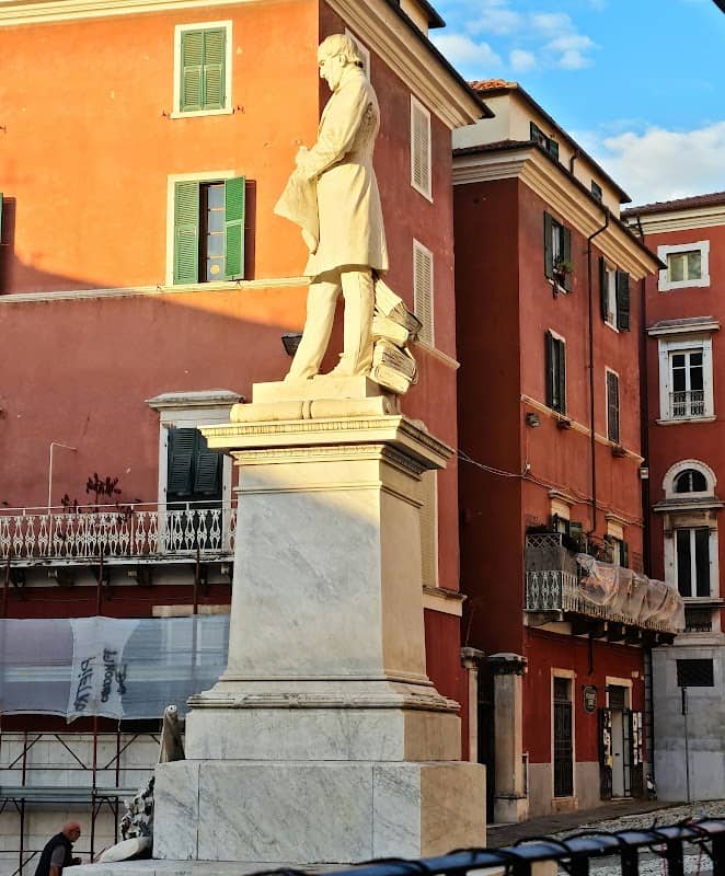 Piazza Accademia - Image 1