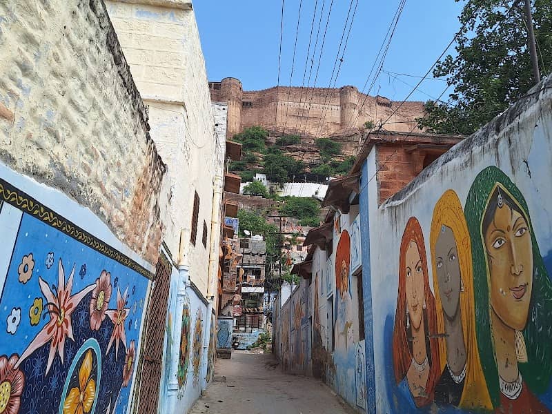 Blue city main photo lanes - Image 2