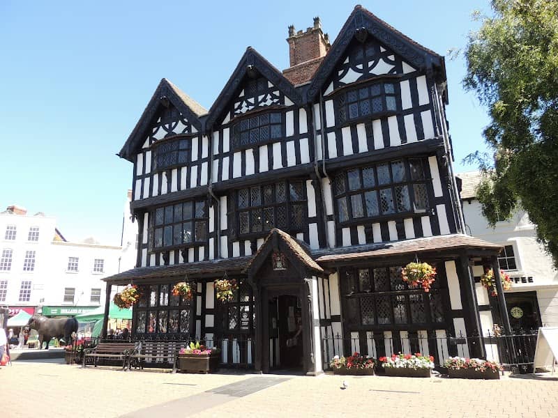 Old House Hereford - Image 1