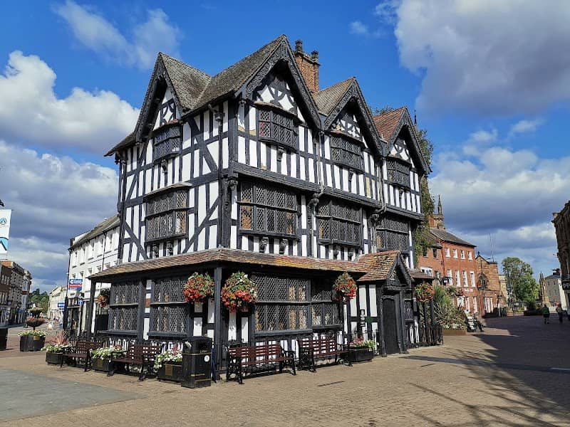 Old House Hereford - Image 2