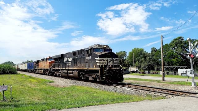 Westfield Railfan Park - Image 2
