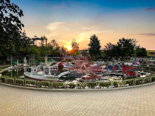 Miniland - Image 1