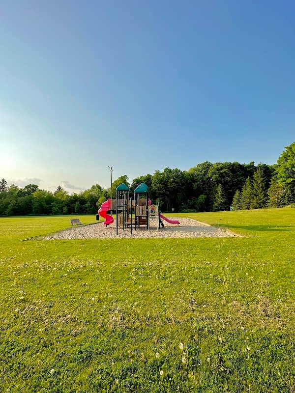 Purple Hill Park - Image 2