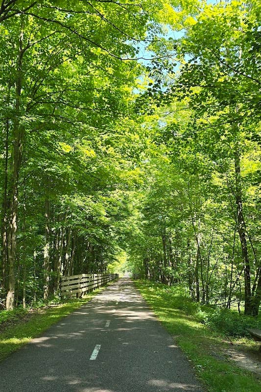 Chardon bike trailhead - Image 2