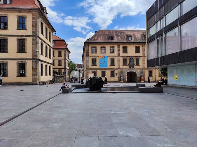 Universitätsplatzbrunnen - Image 2