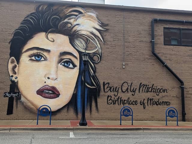 Madonna mural - Image 1