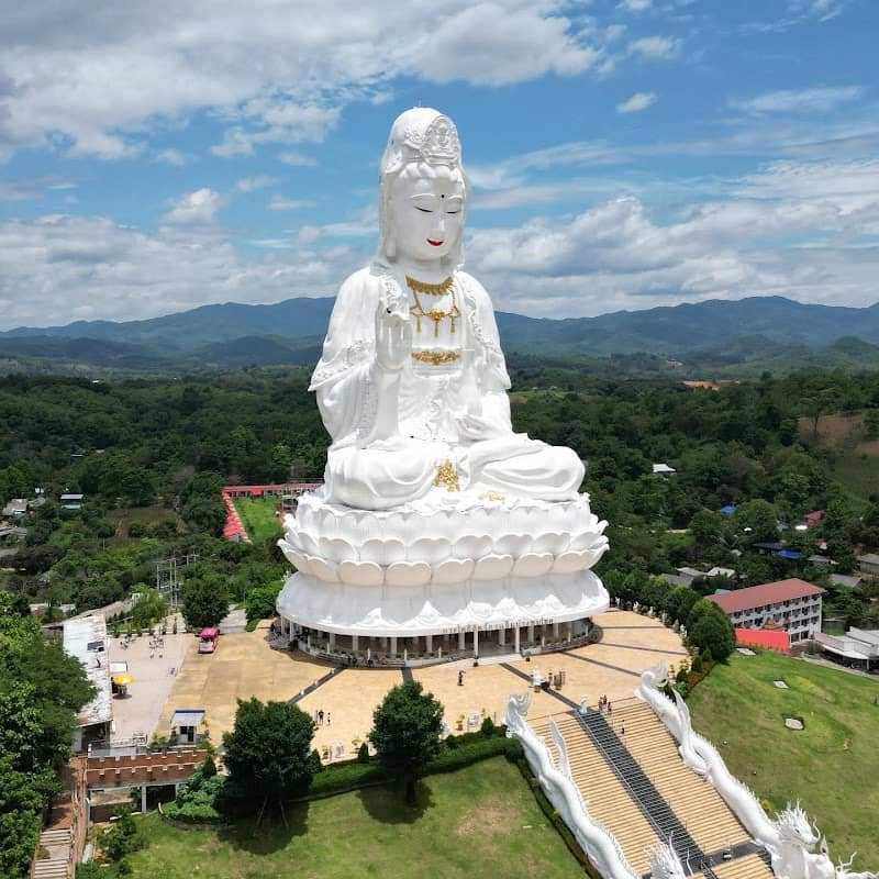 Wat Huay Pla Kang - Image 3