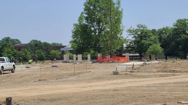Lafollette Grove - Image 2