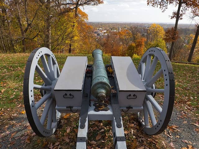 Morristown National Historical Park - Fort Nonsense Unit - Image 2