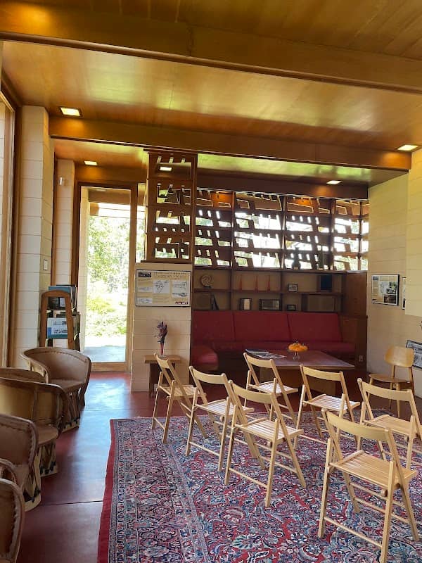 The Gordon House by Frank Lloyd Wright - Image 3