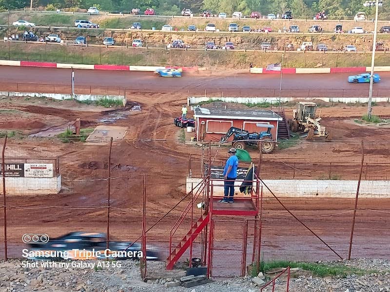 Crossville Speedway - Image 1