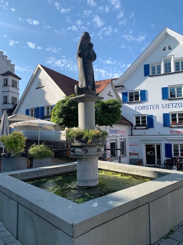 Kronenbrunnen - Image 1