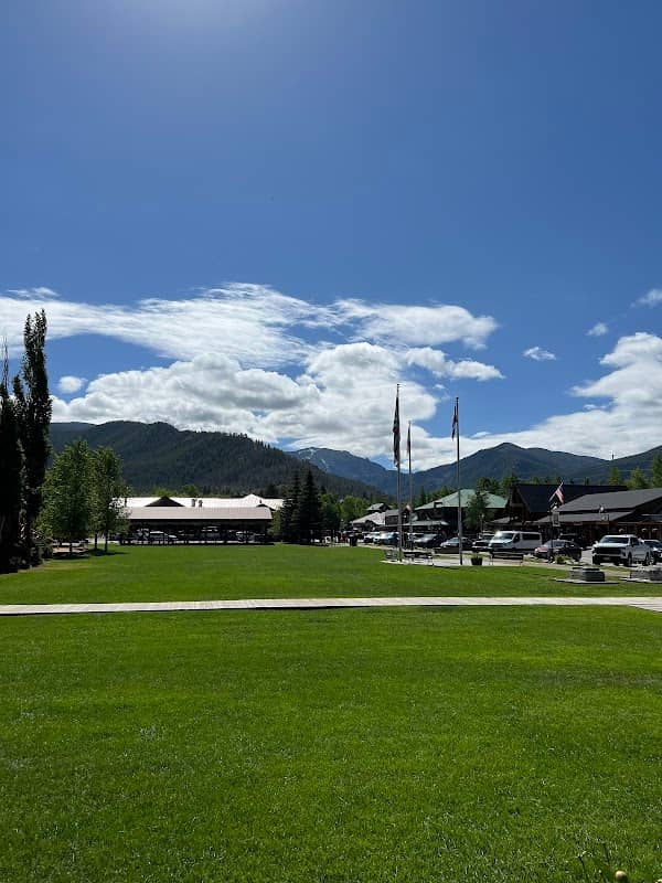 Town Square Park - Image 1