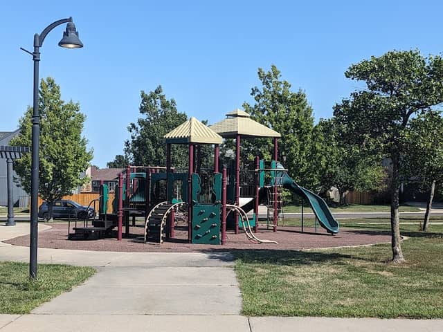 Hampton Park - Image 1