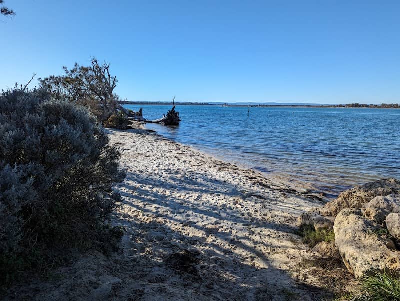 Osprey Waters Foreshore Reserve - Image 3