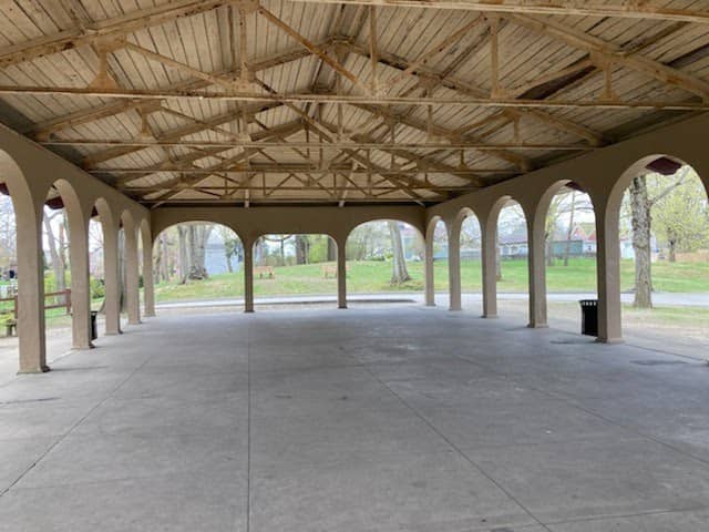 Capron Park Newell Structure - Image 1