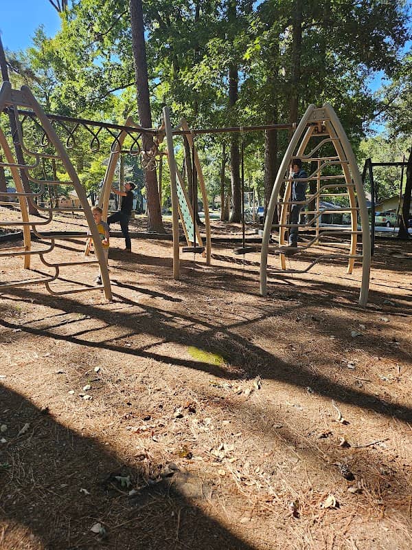 Apache Circle Park - Image 1