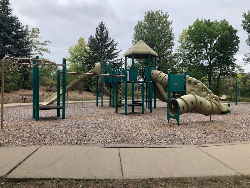 Whispering Oaks Park - Image 1